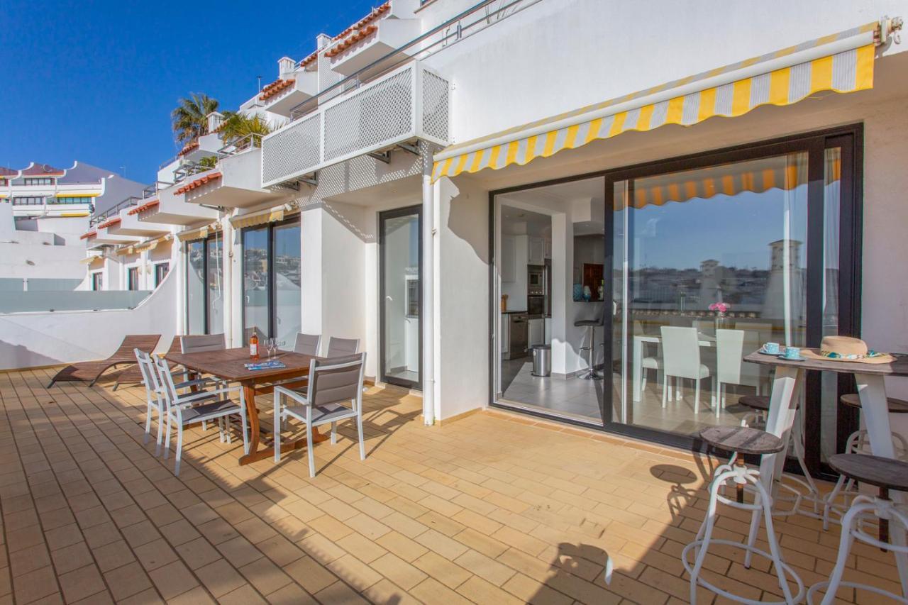 Old Town Beach Apartments Албуфейра Экстерьер фото